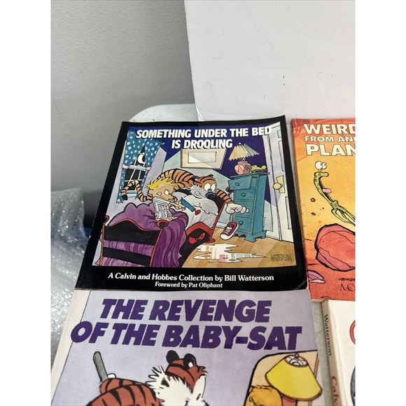 Calvin and Hobbes Books Lot Of 8 Bill Watterson Paperback - Picture 7 of 9